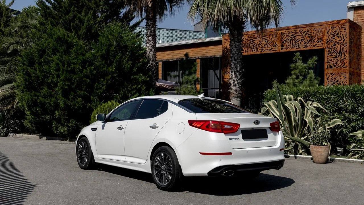 Фото Kia Optima - 2