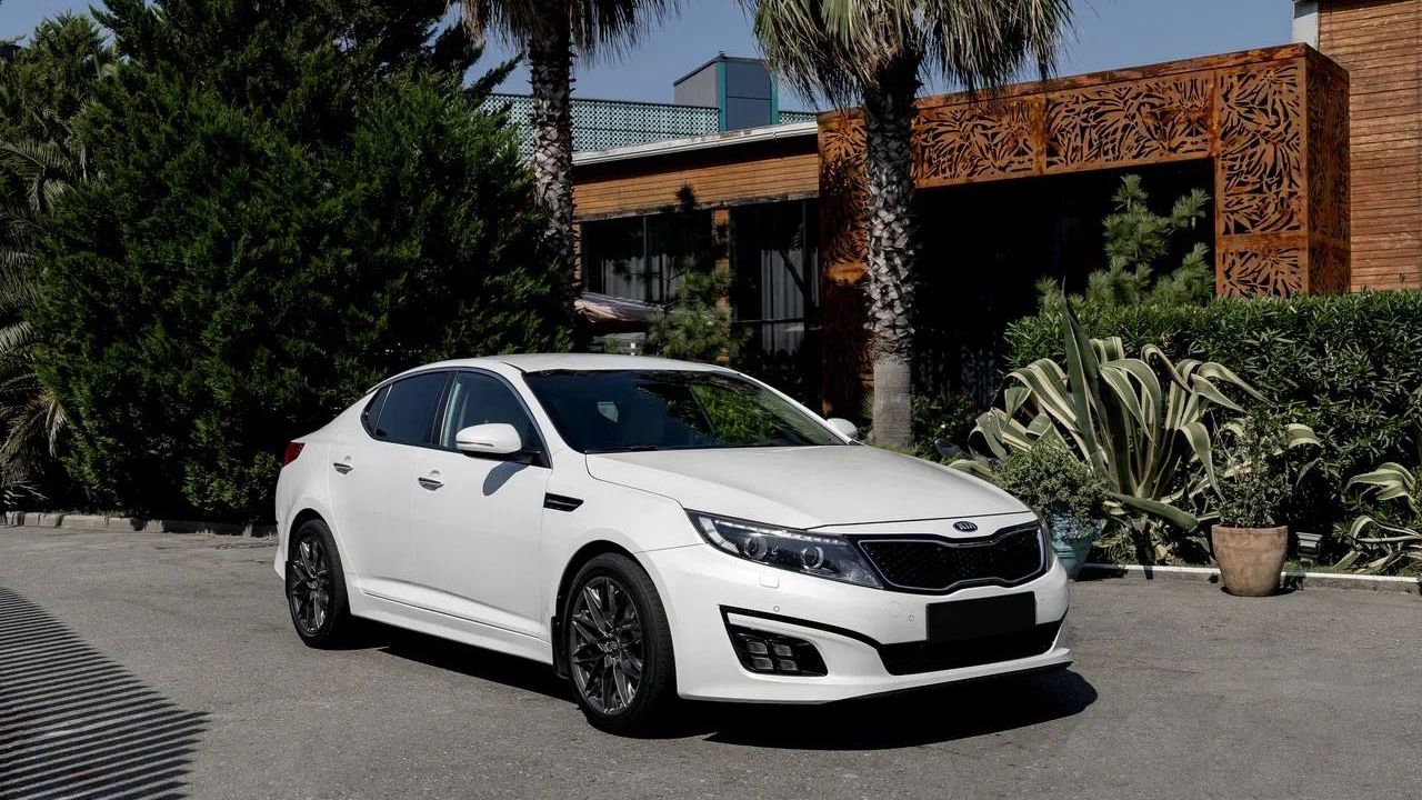 Фото Kia Optima - 1
