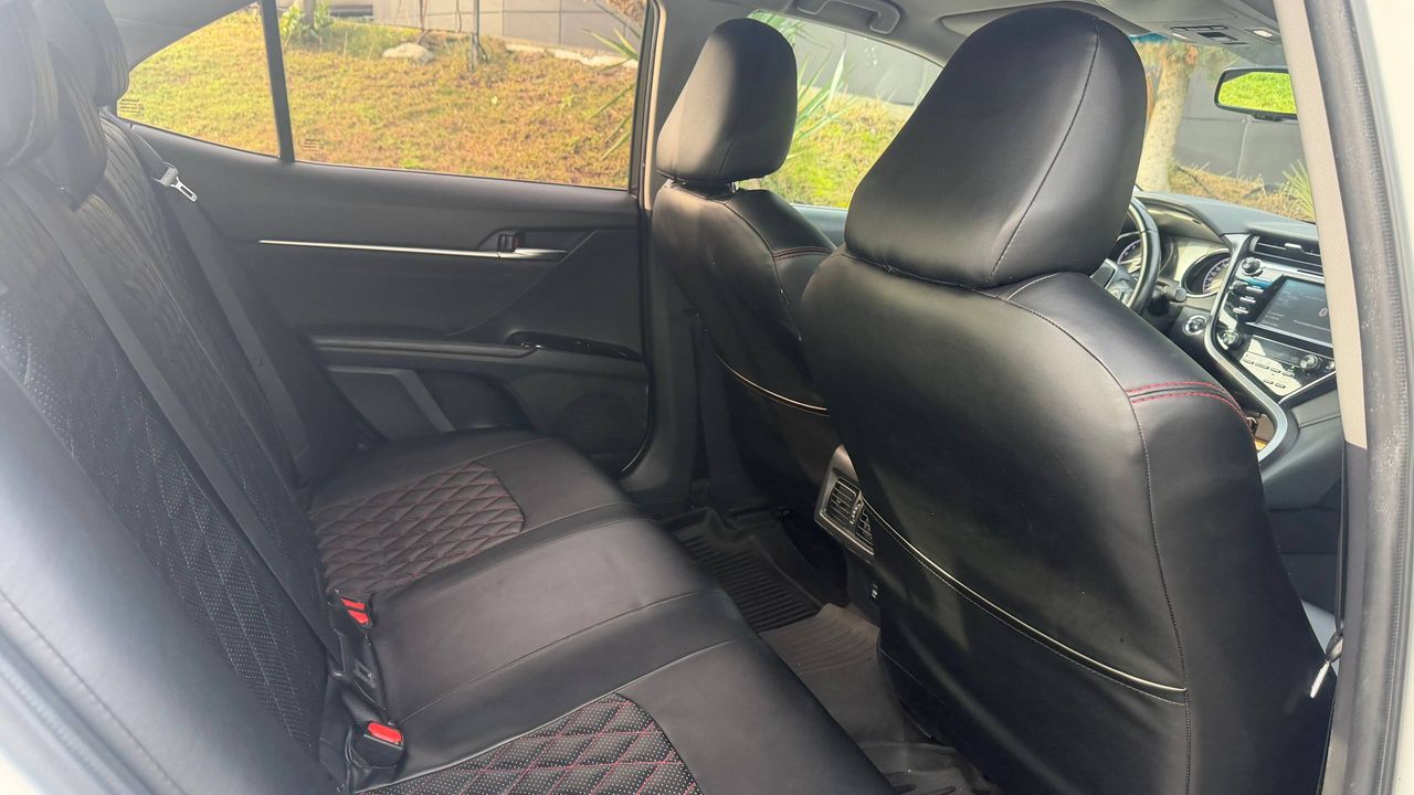 Фото Toyota Camry - 4